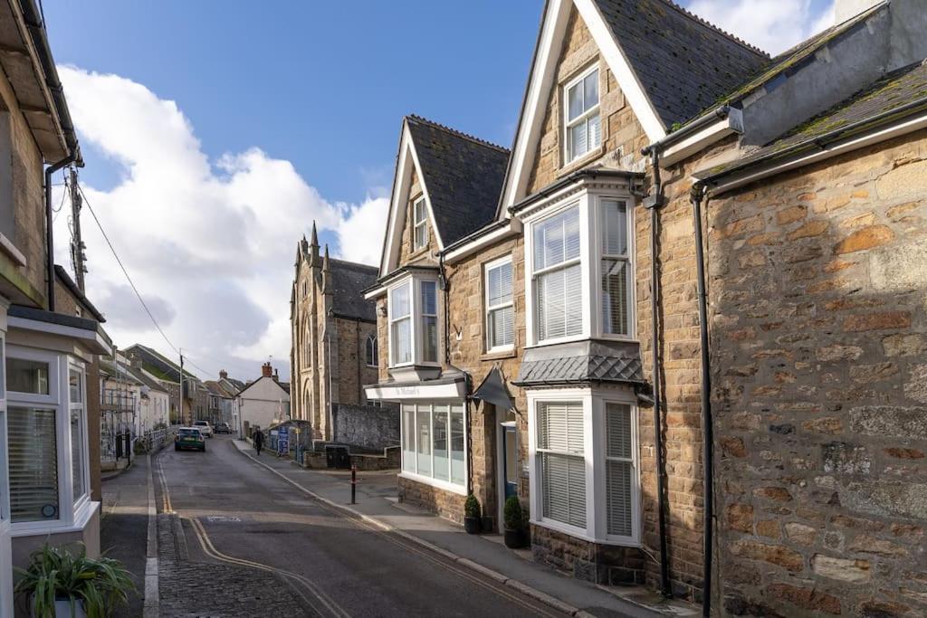 Room 2 Hotel Style Double Bedroom In Marazion Εξωτερικό φωτογραφία